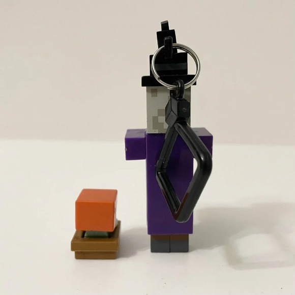 Minecraft Witch Keychain Hanger and Mini Figure Alex with Boat - Picture 3 of 15